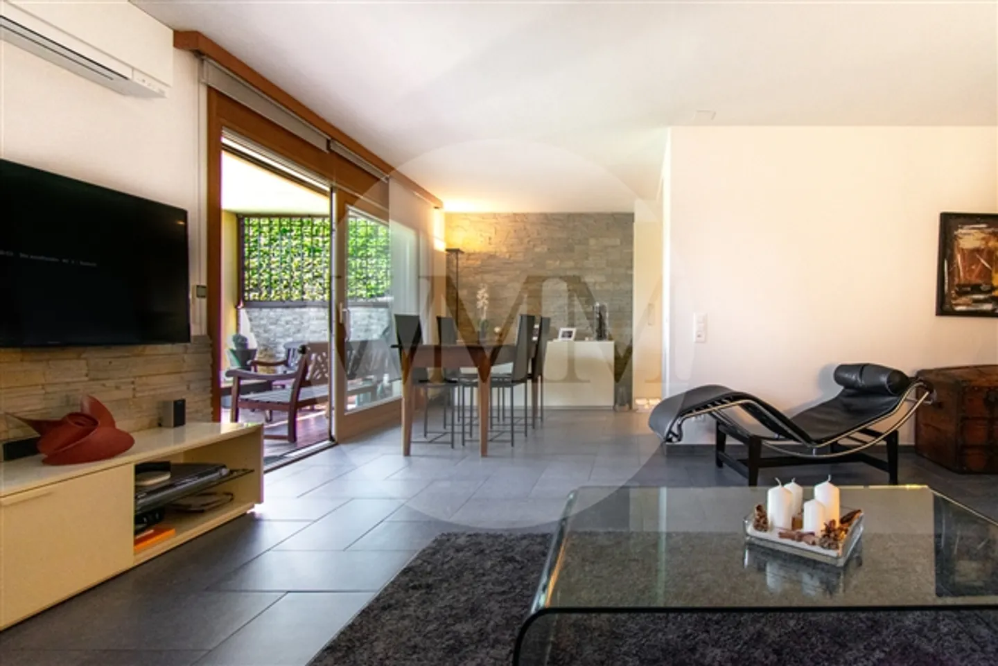 SPACIOUS DUPLEX WITH BEAUTIFUL OPEN VIEW - Photo 6 of 13