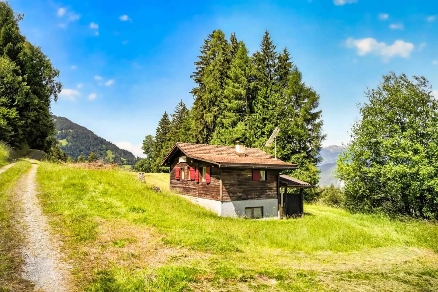 Cabane alpine à Bonaduz avec vue sur la montagne et tranquillité - Photo 4 sur 6