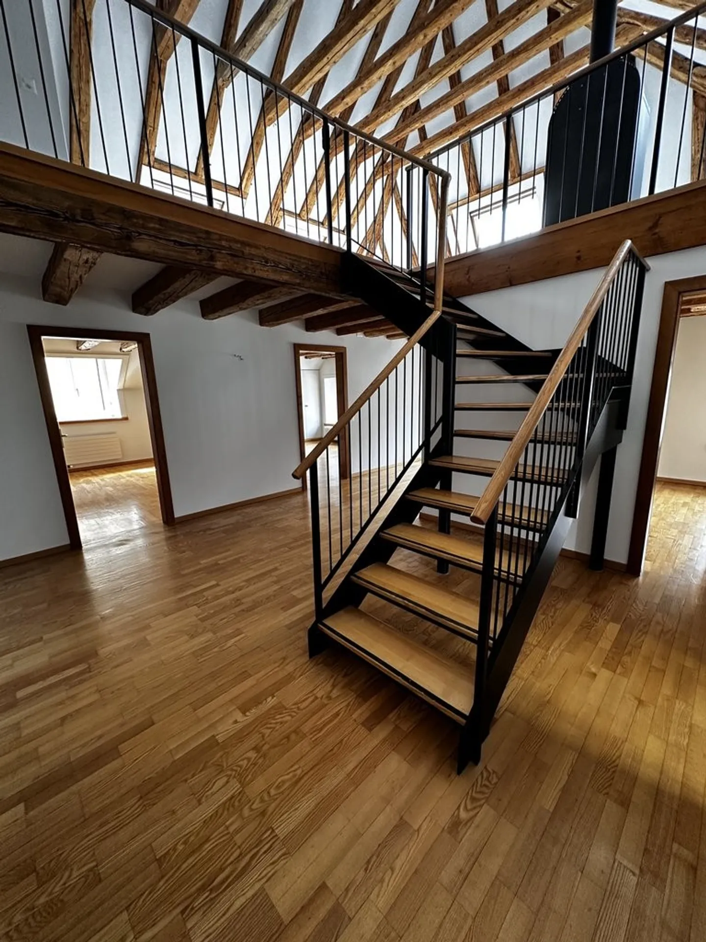 WUNDERSCHÖNE WOHNUNG ZU VERMIETEN IM STADTZENTRUM - Foto 5 von 11