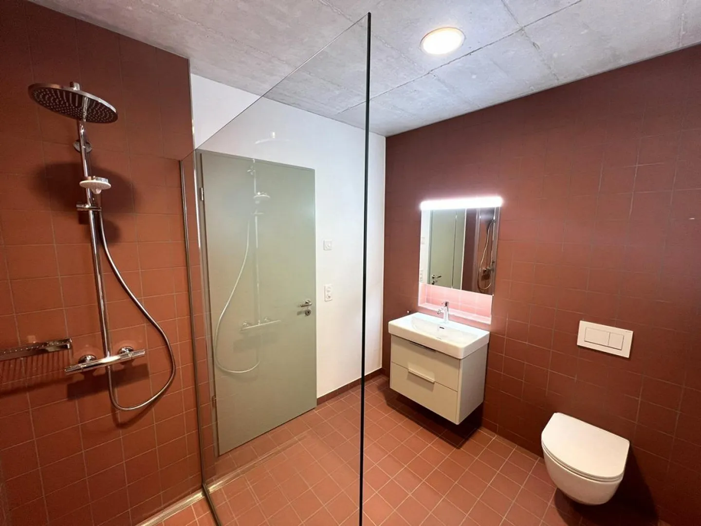 Modernes 3.5-Zimmer-Apartment - Foto 4 von 10