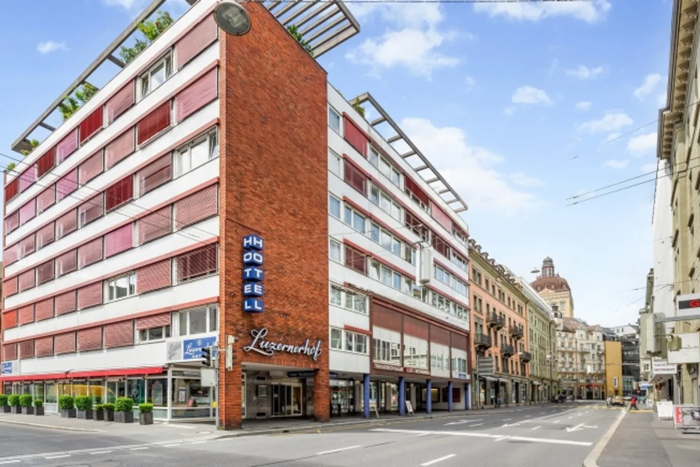 Interim Use until 30.06.2026 in a Central Location in Lucerne - Photo 3 of 9