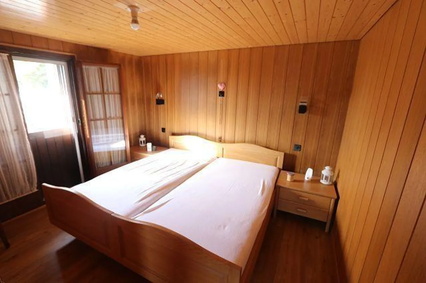 «3 1/2-Zimmer-Rustico an Alleinlage an sehr ruhiger, sonniger Aussichtslage / rustico di 3 locali da sola» - Foto 10 von 36