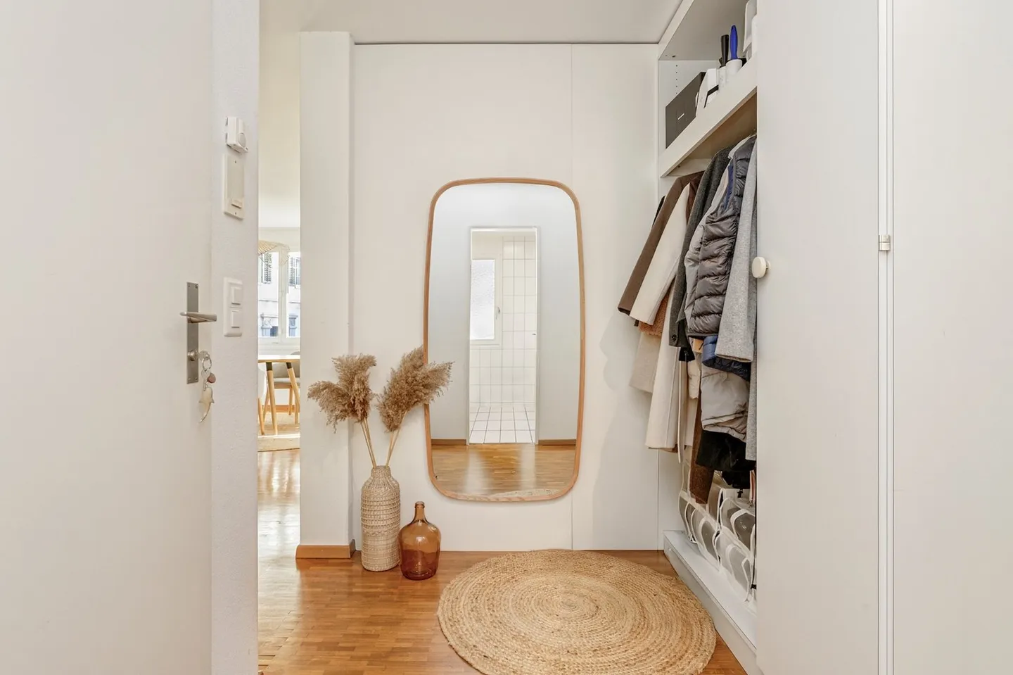 Stylish 2-room apartment in the popular Seefeld district - Photo 7 of 11