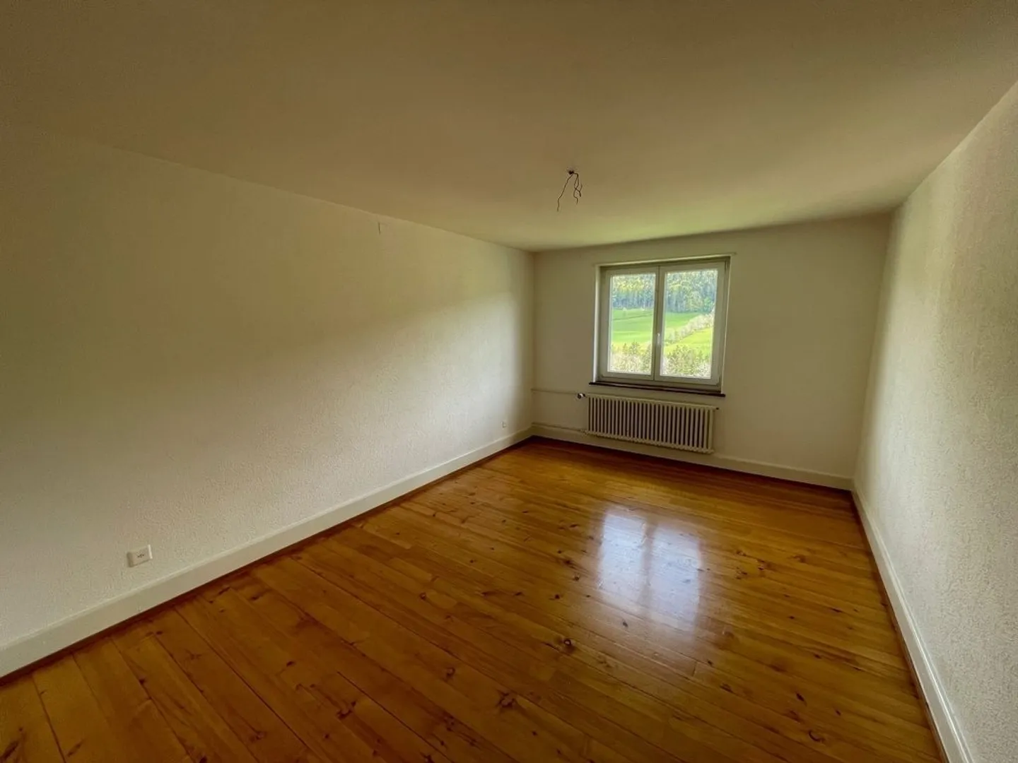 BEAUTIFUL APARTMENT FOR RENT IN DUPLEX IN A QUIET AREA - Photo 2 of 7