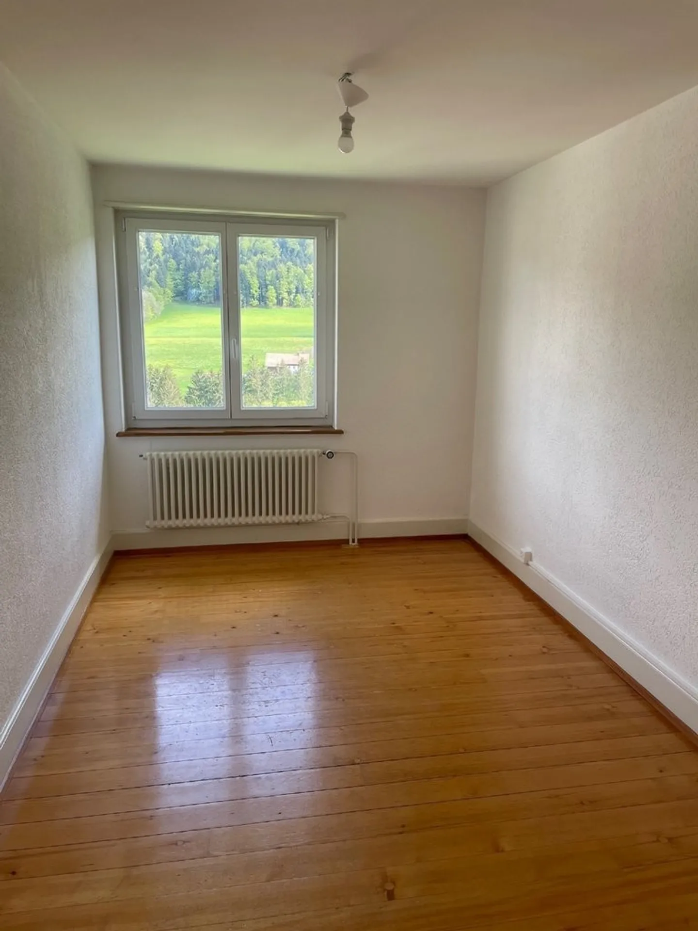 BEAUTIFUL APARTMENT FOR RENT IN DUPLEX IN A QUIET AREA - Photo 3 of 7