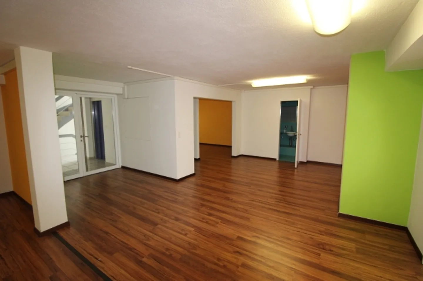 Interim Use until 30.06.2026 in a Central Location in Lucerne - Photo 5 of 9