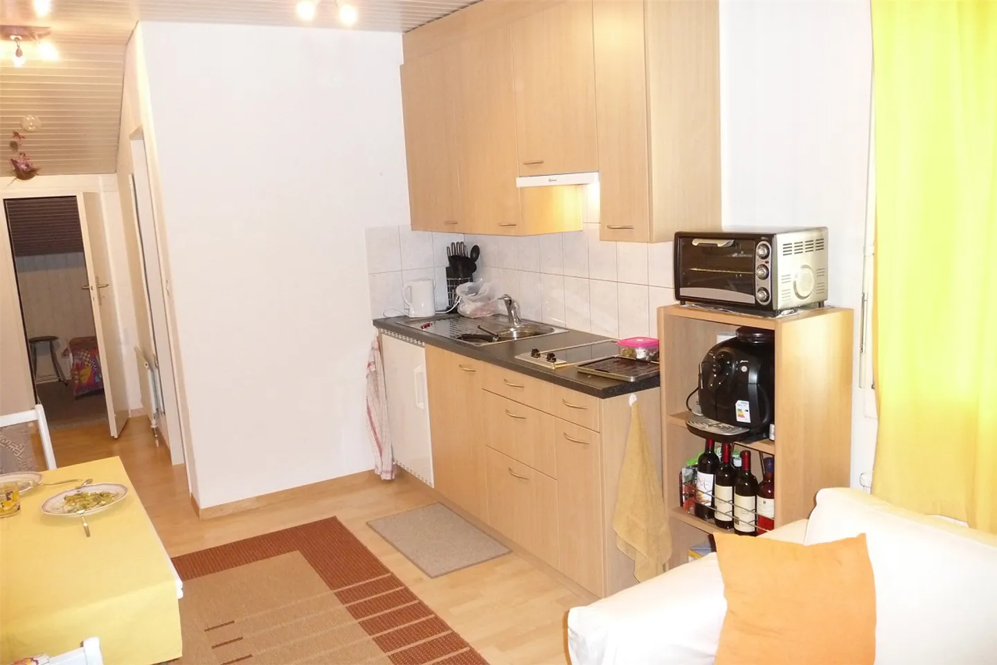 Furnished Attic Studio - Photo 3 of 4