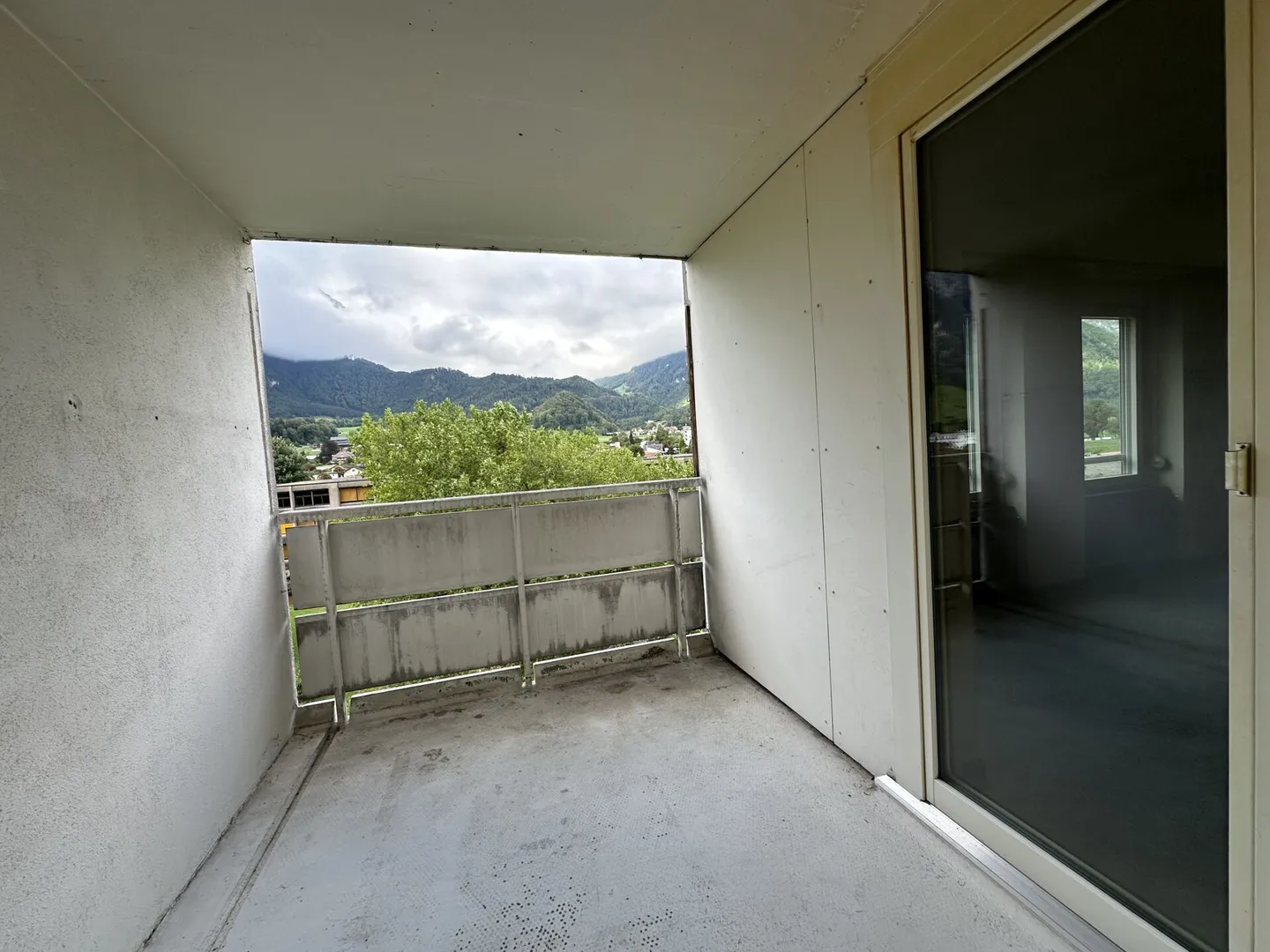 Geräumige Wohnung mit Loggia - Foto 10 von 11