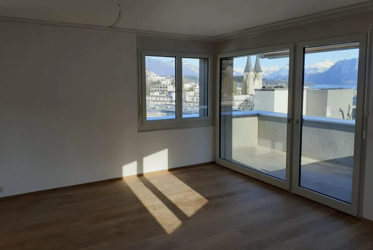 3.5-Zi-Wohnung (1. OG) , stadtmitte Luzern, mit schöner Aussicht - Foto 3 von 10