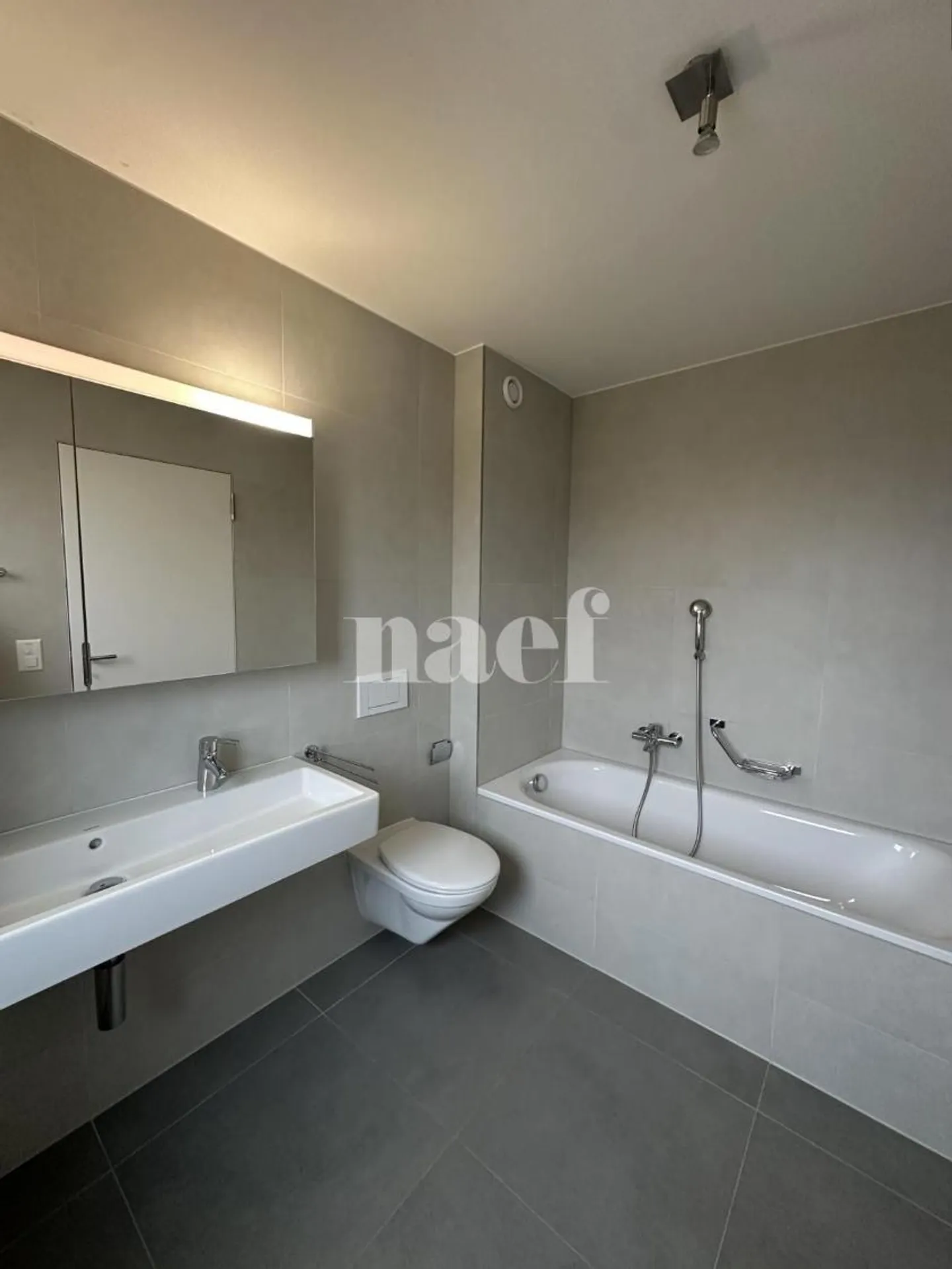 Appartamento 4.5 stanze - Foto 6 di 8