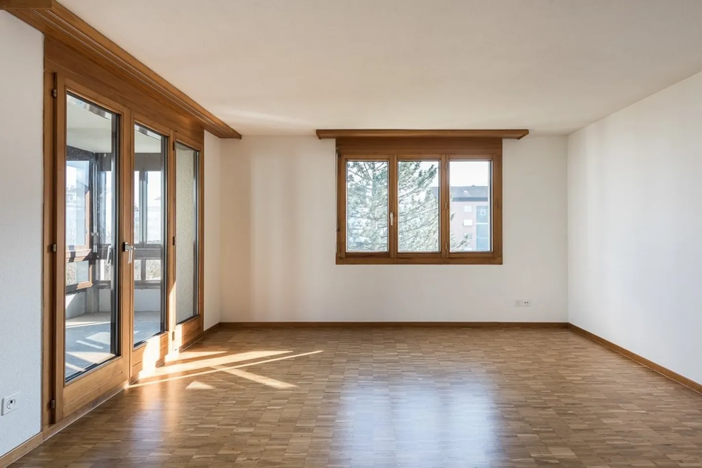 Geräumige 4.5 Zimmer Wohnung - Foto 3 von 8