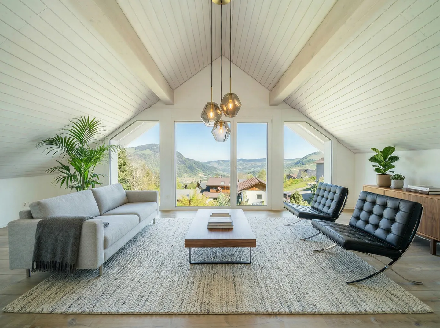 Chalet mit atemberaubendem Seeblick - Foto 1 von 4