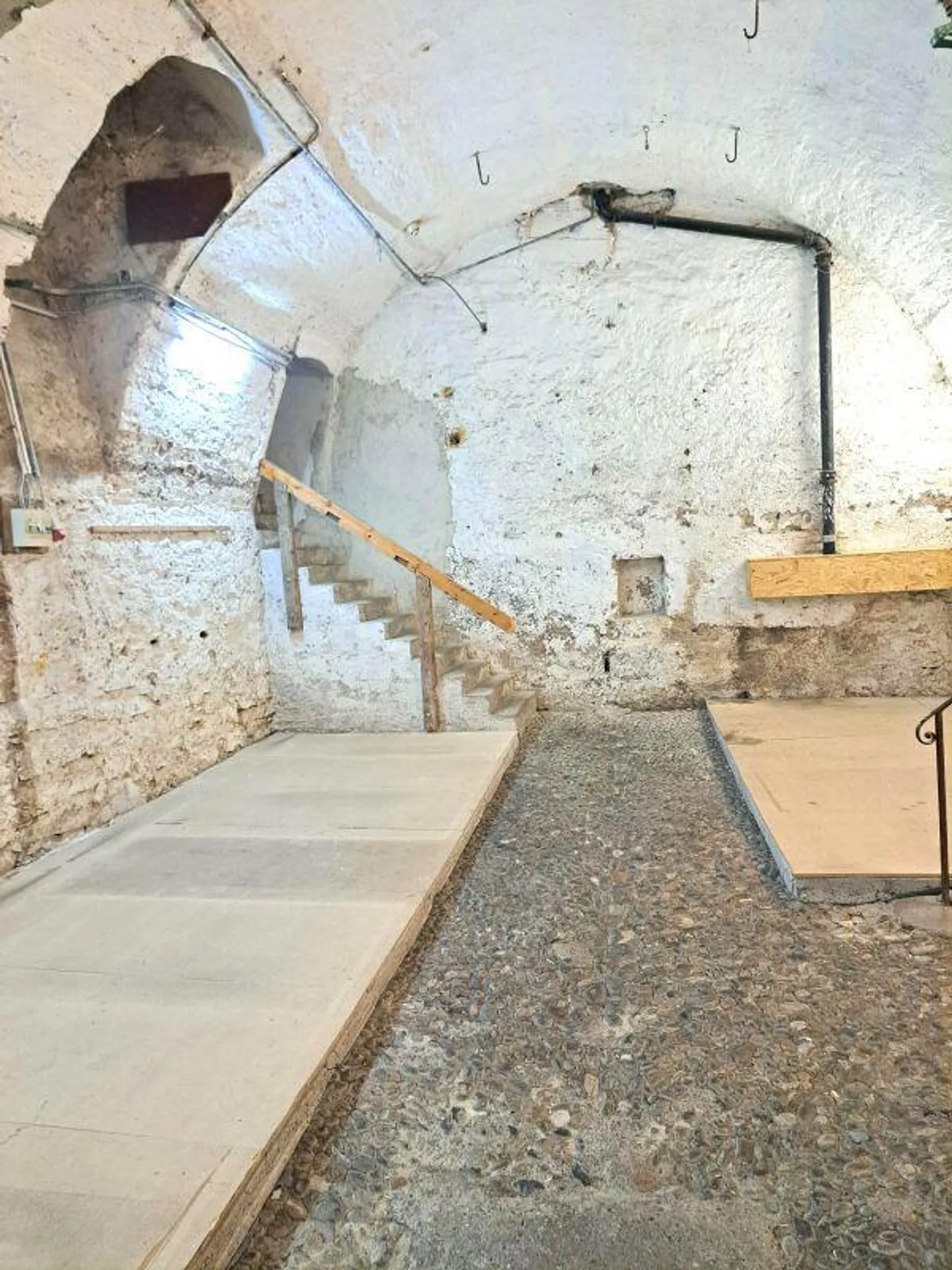 Charming Clubhouse - Studio with Generous Spaces - Photo 4 of 9