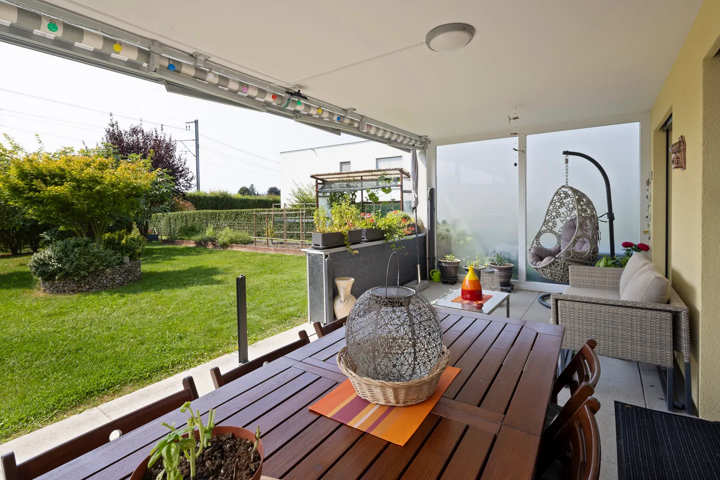 Bella oasi abitativa con giardino da sogno - Foto 4 di 13
