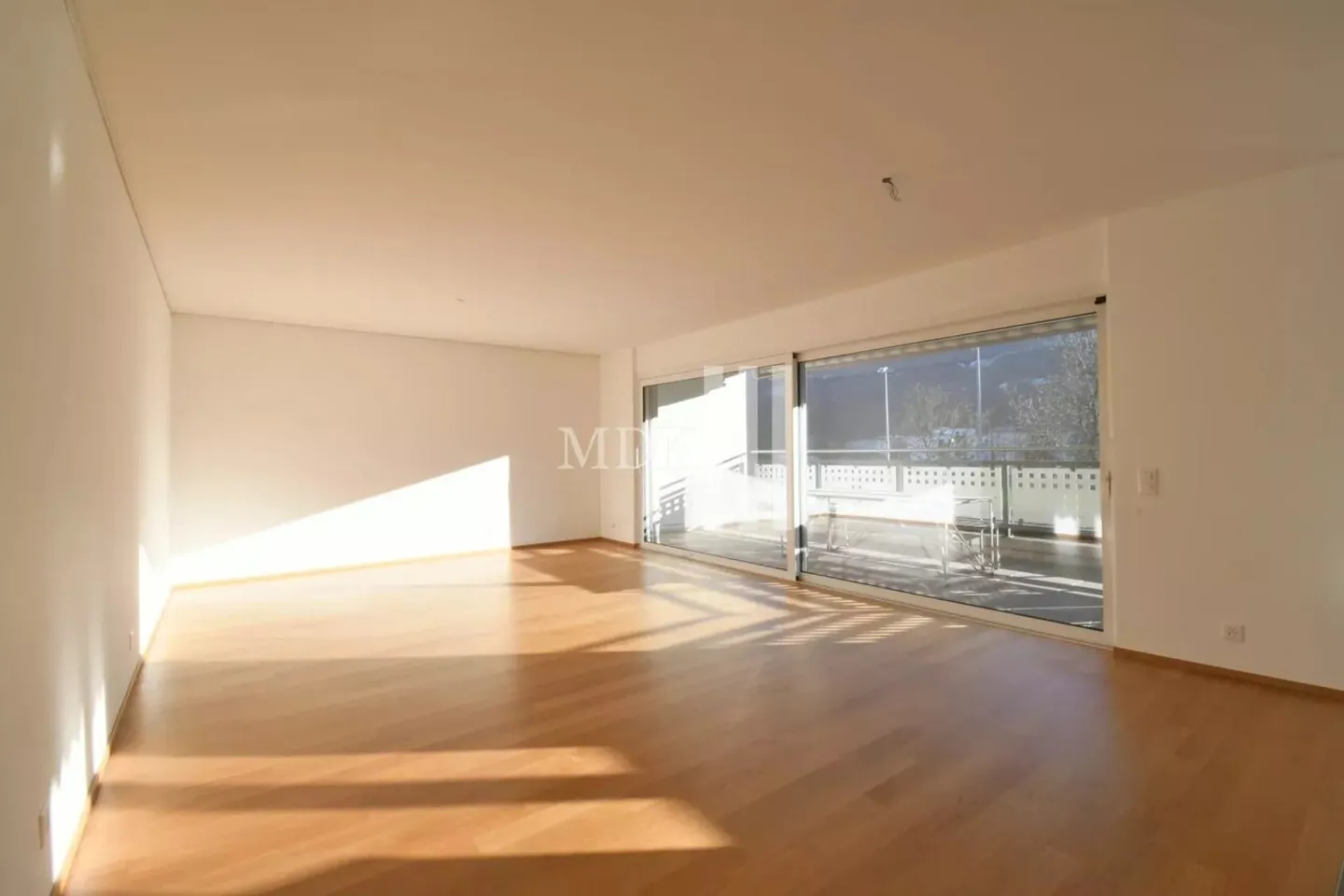 4.5 Room Apartment - Photo 1 of 13