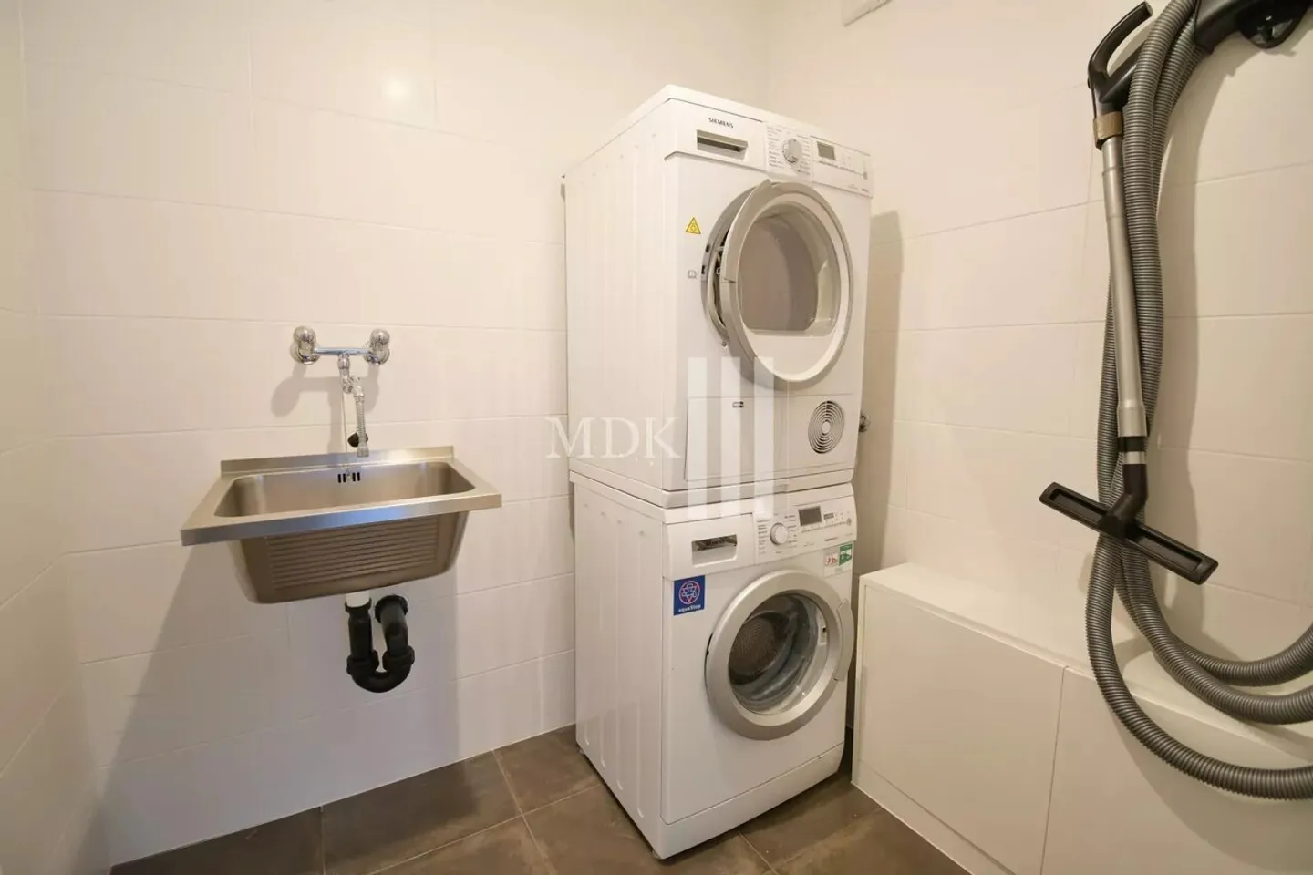 4.5 Room Apartment - Photo 11 of 13