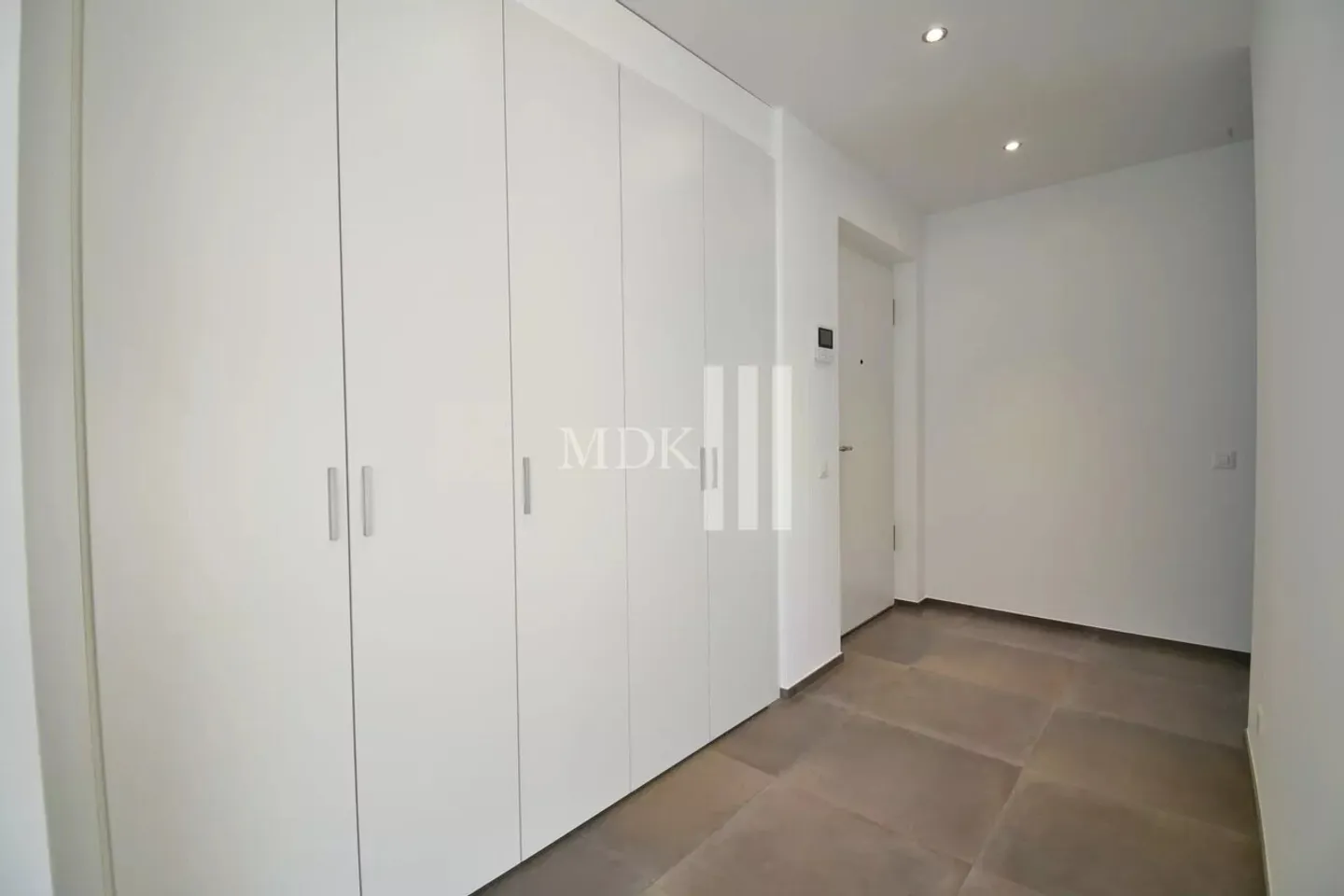 4.5 Room Apartment - Photo 5 of 13