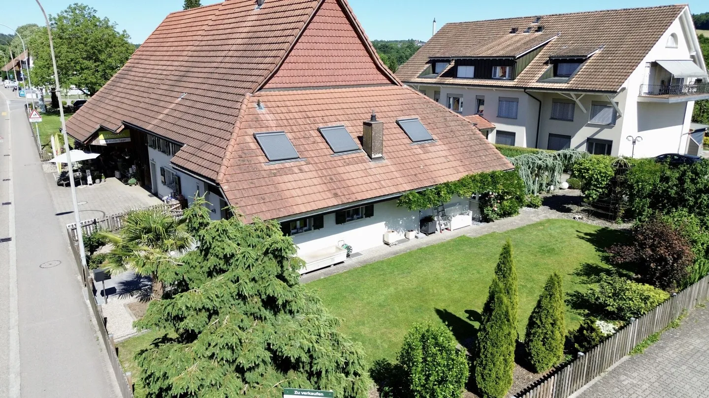 Einzigartige Mischliegenschaft mit Garten - Foto 3 von 23