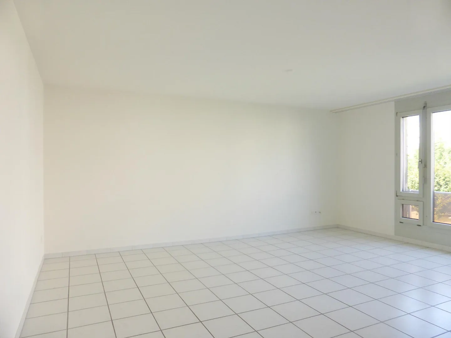 Appartement lumineux de 3,5 pièces dans un emplacement calme à Olten - Photo 2 sur 9
