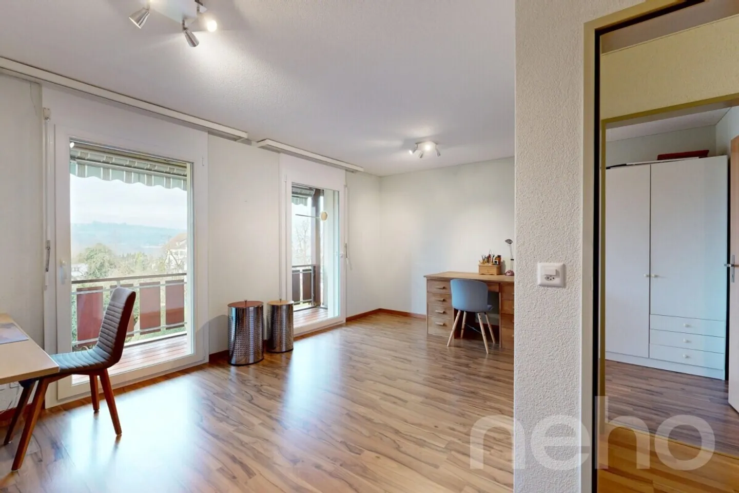 Charmante maison de ville de 4,5 pièces avec grenier aménagé - Photo 5 sur 12