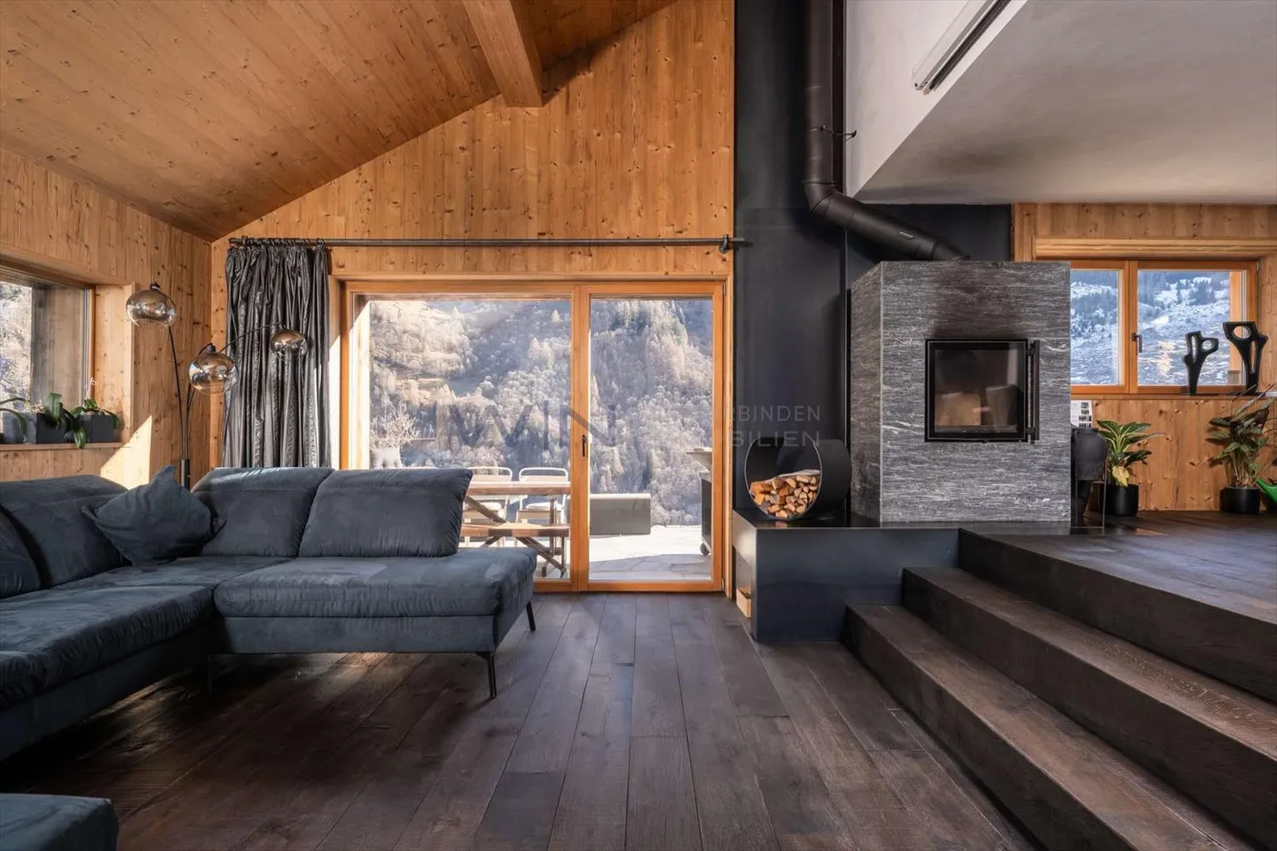 Élégance alpine dans une finition moderne - Photo 2 sur 10