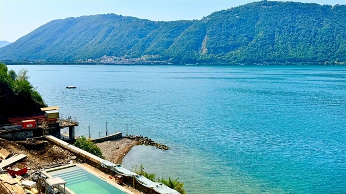 DIRECTTAMENTE SUL LAGO - APPARTAMENTI LUSSUOSI CON SPIAGGIA PRIVATA - Foto 3 di 20