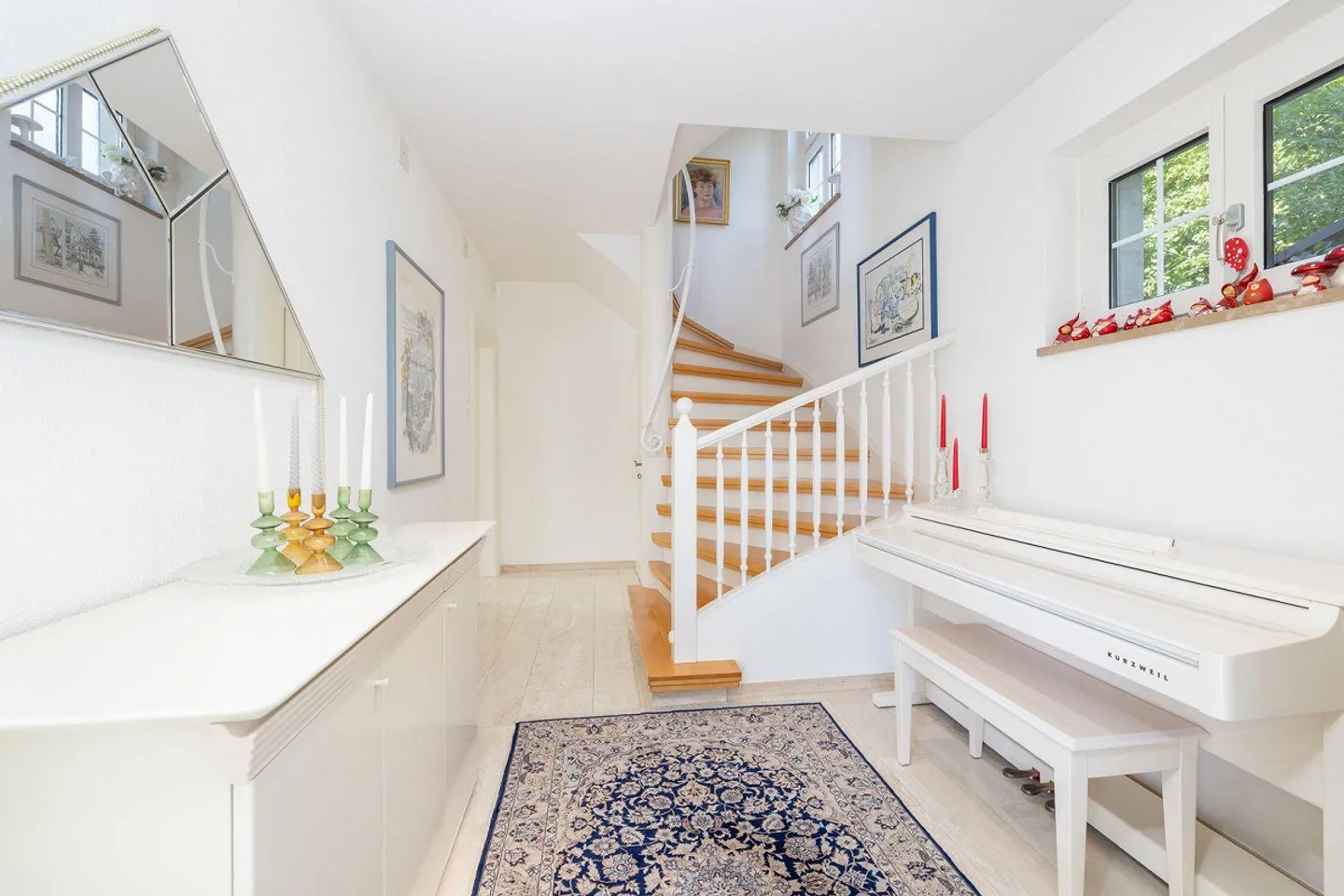 Attractive semi-detached family house with converted attic in prime location - Photo 7 of 12
