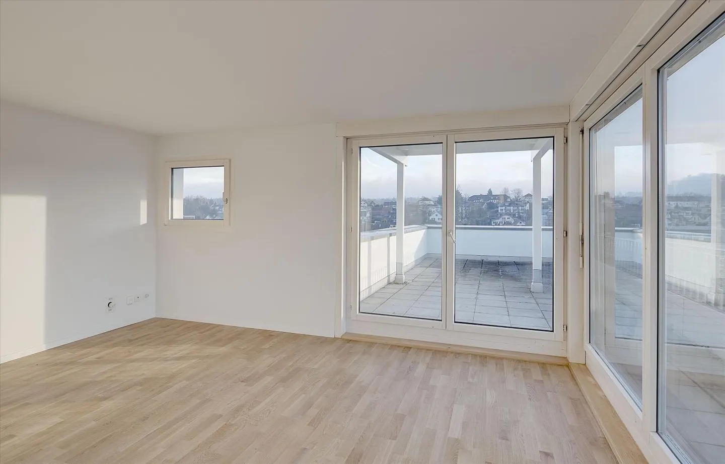 Votre oasis de bien-être avec une grande terrasse sur le toit ! - Photo 2 sur 9