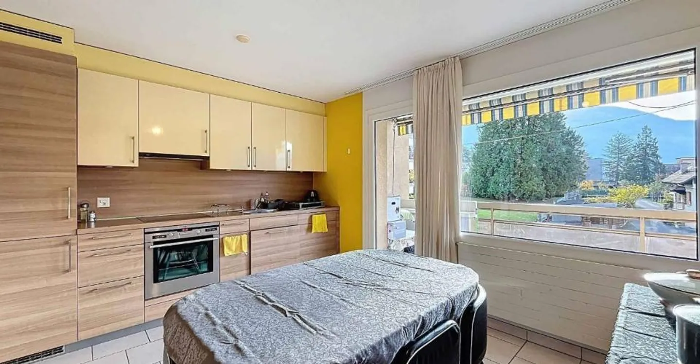 3.5-room apartment with a beautiful view of the mountains - Photo 3 of 6