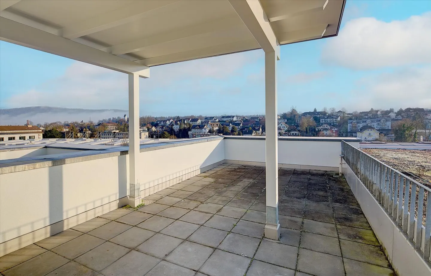 Votre oasis de bien-être avec une grande terrasse sur le toit ! - Photo 8 sur 9
