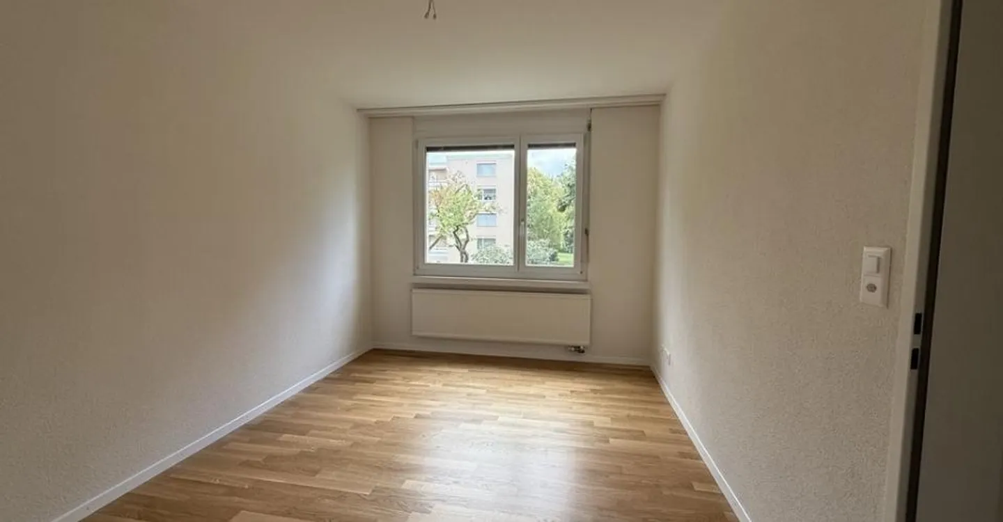 Tanto spazio per sentirsi bene - Appartamento di 5,5 stanze con due balconi - Foto 5 di 8