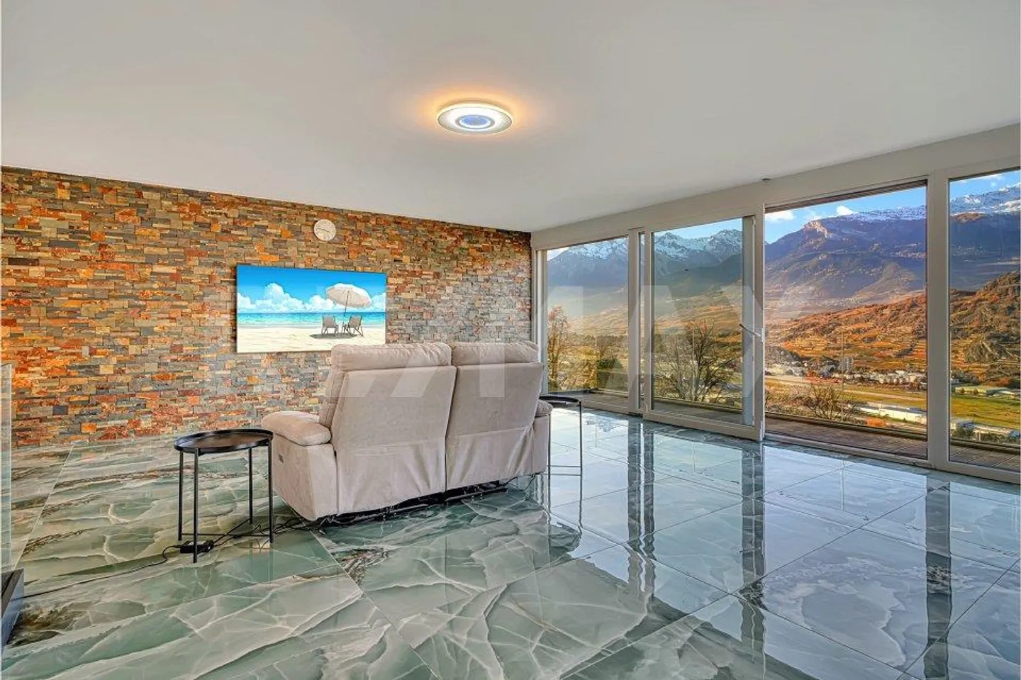 New house with panoramic view in the heights of Sion - Photo 2 of 8