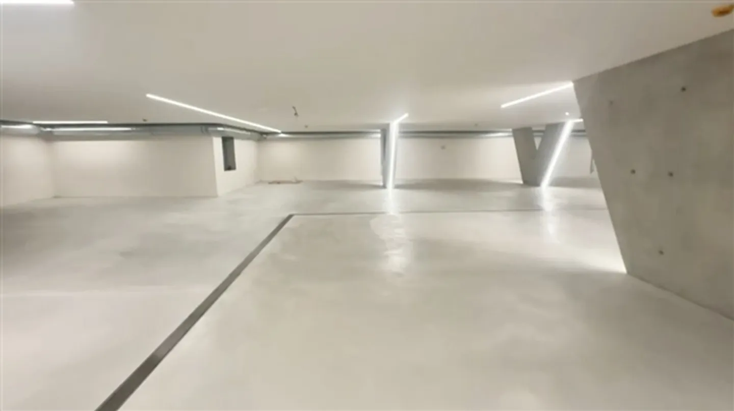 DIRECTTAMENTE SUL LAGO - APPARTAMENTI LUSSUOSI CON SPIAGGIA PRIVATA - Foto 20 di 20