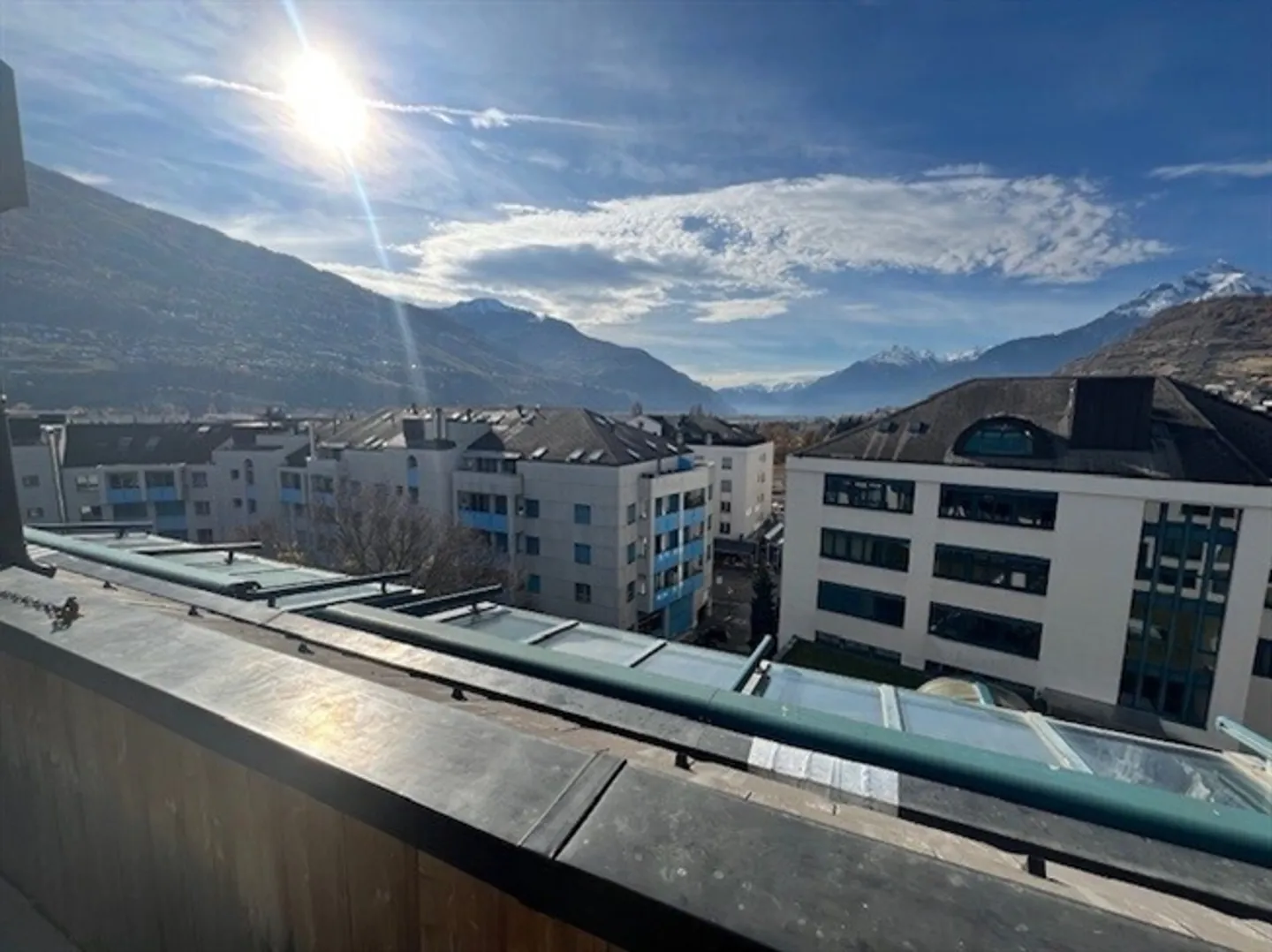 «SION, Attico 1,5 pezzi Terrazza nel cuore della città» - Foto 1 di 13