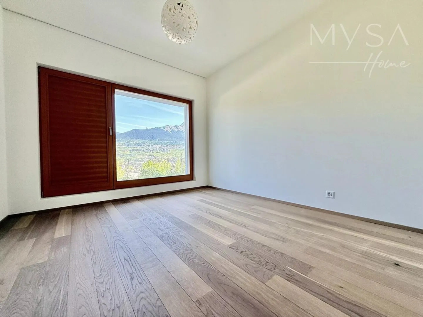 Villa moderne avec vue panoramique sur la vallée du Rhône - Foto 3 di 10