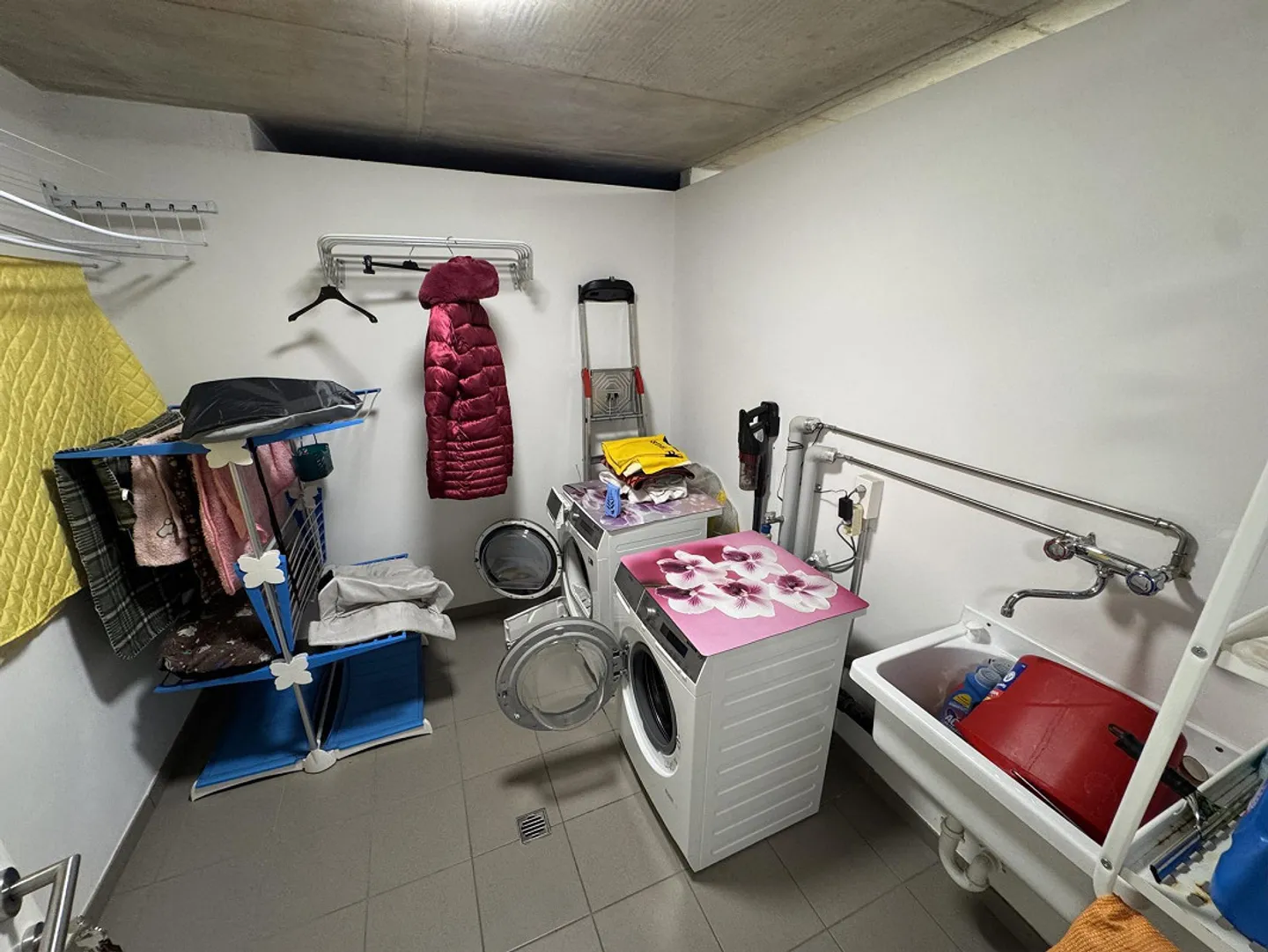 Modern 4.5 rooms with large private garden in Rancate - Photo 14 of 25