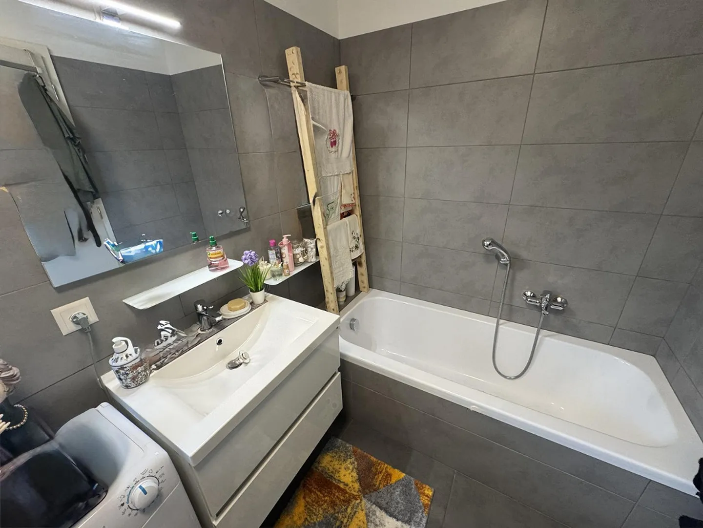 Modern 4.5 rooms with large private garden in Rancate - Photo 13 of 25