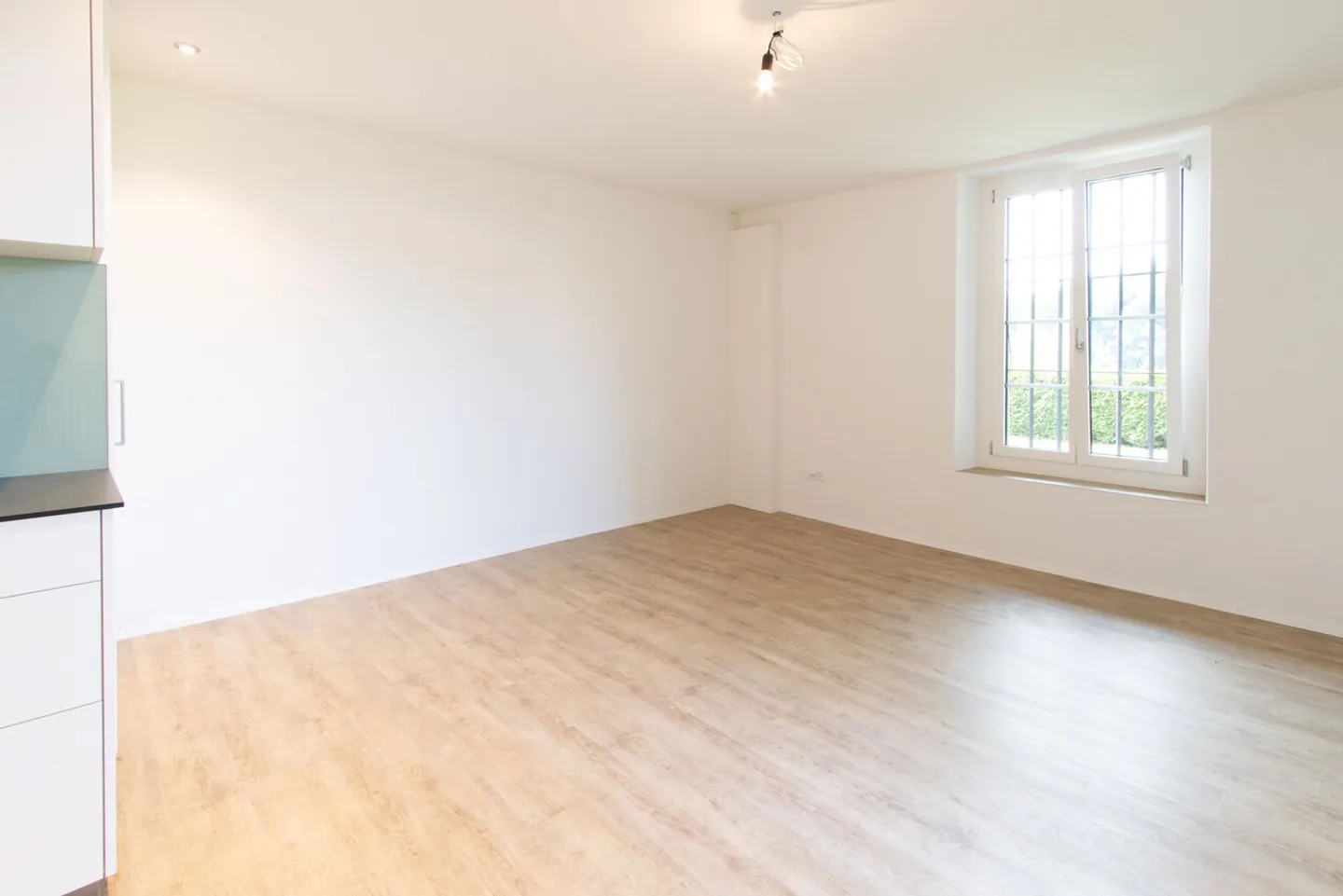 Appartement récemment rénové de 2 pièces à Morat - Photo 4 sur 7