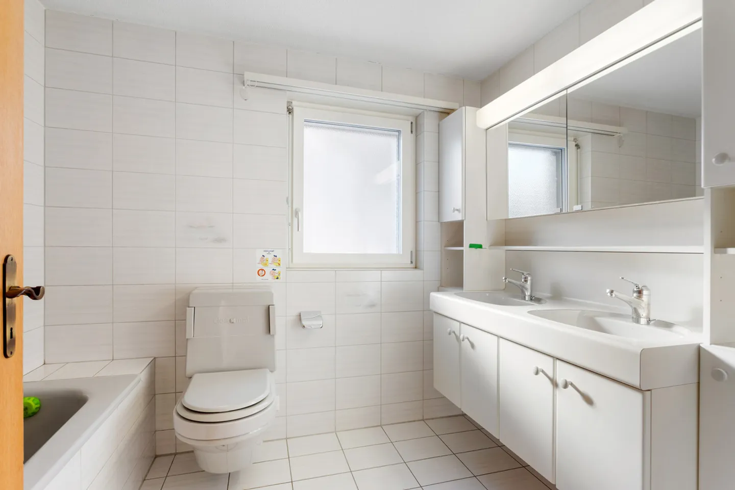 Rustic, cozy home in the middle of nature - Photo 6 of 8