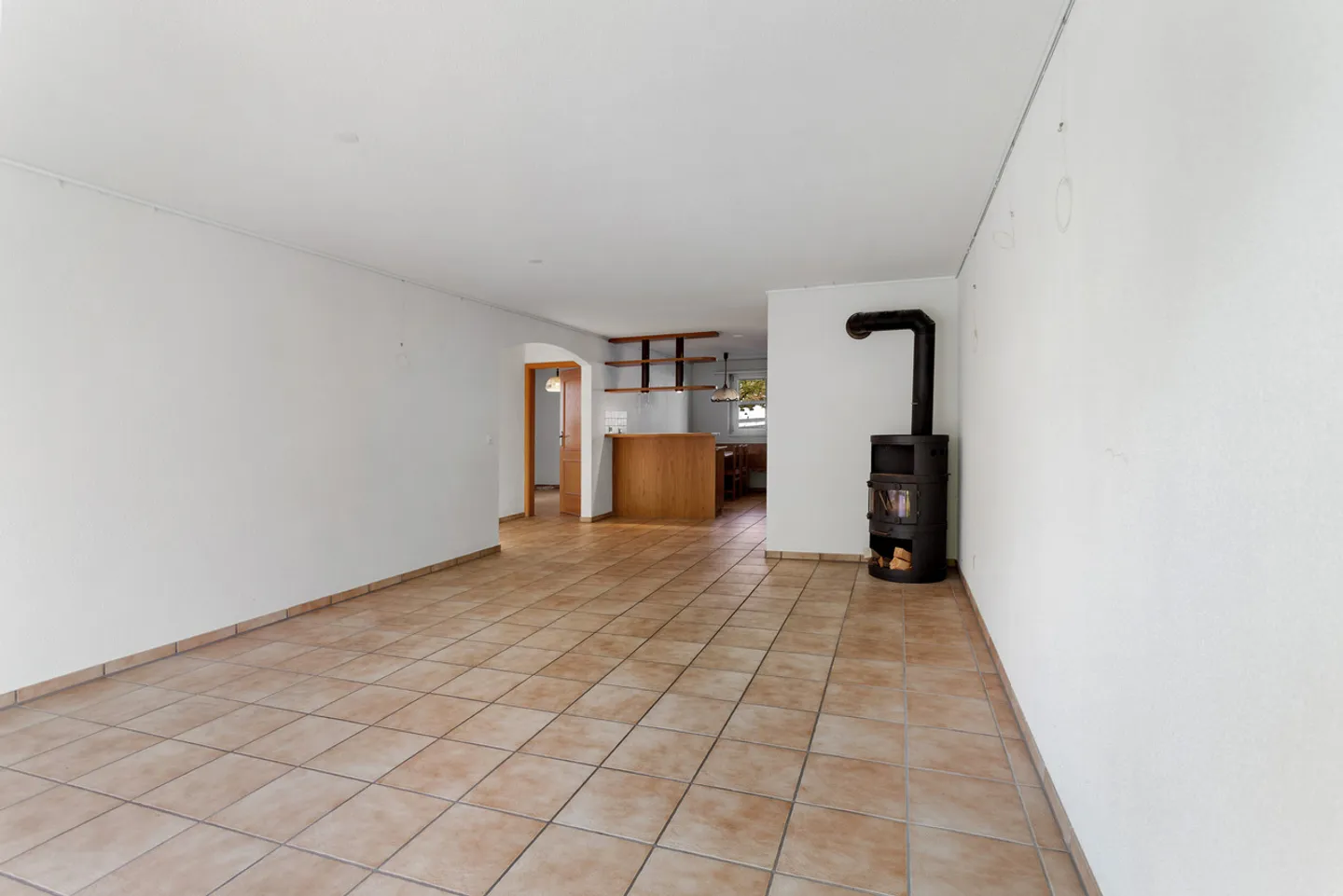 Rustic, cozy home in the middle of nature - Photo 3 of 8