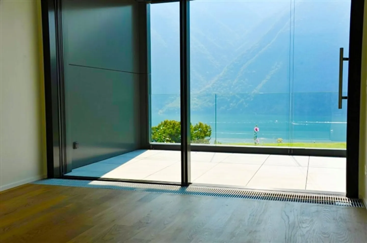 Prestigious Duplex Apartment New Residence in Lugano Castagnola - Photo 10 of 16