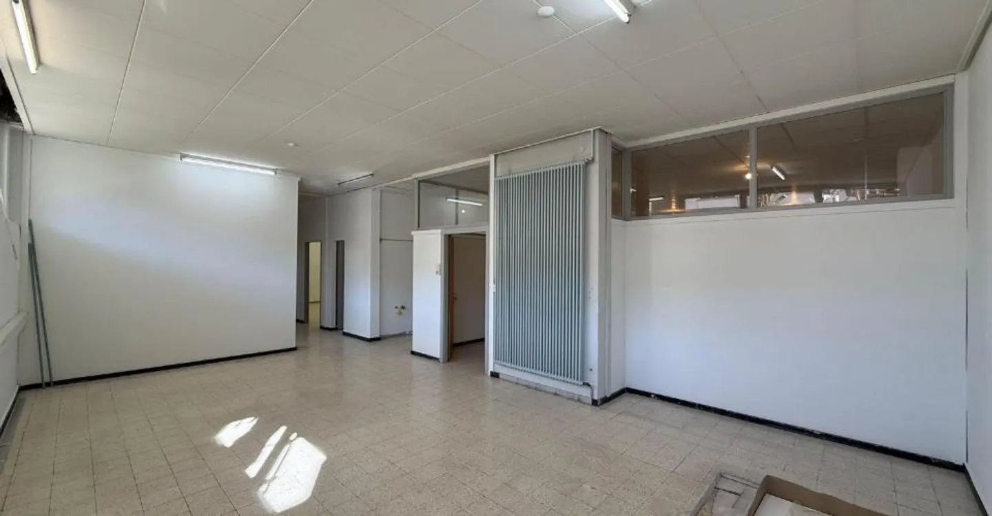 Espace Commercial à Sion - Photo 4 sur 9