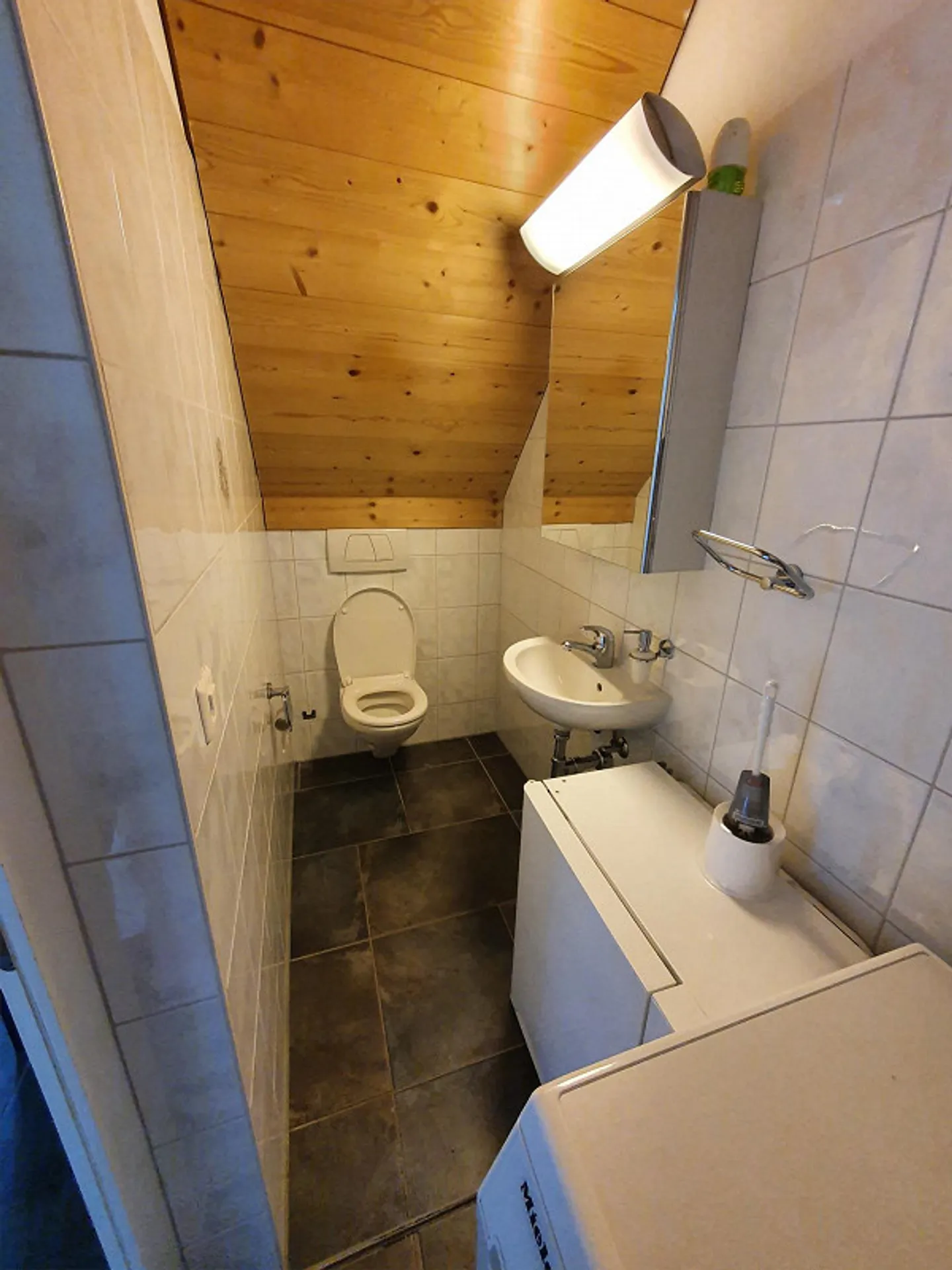 Charming 2-room apartment with fireplace, seating area, and terrace - Photo 6 of 12