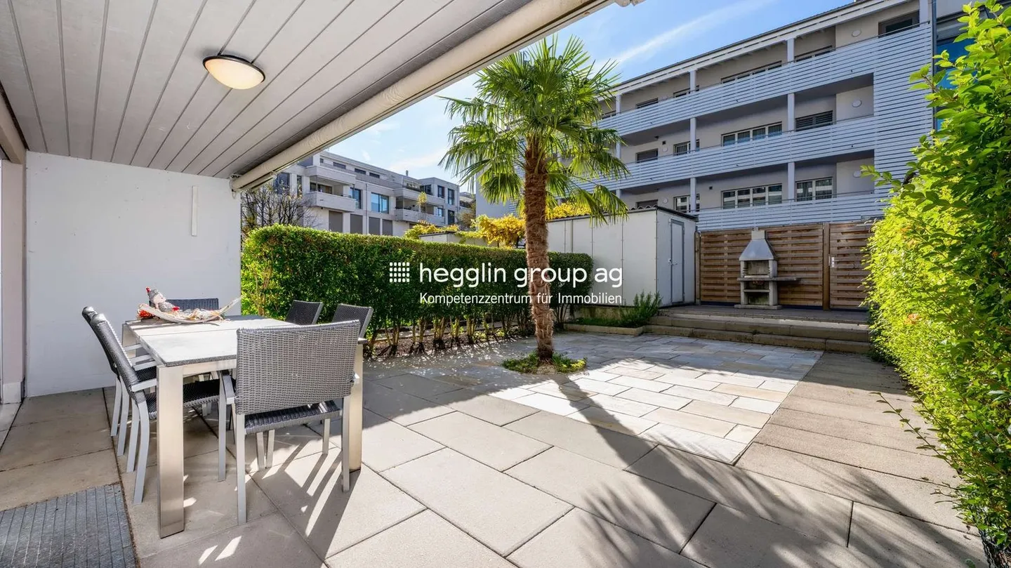 Maisonette con giardino e sensazione di casa nel cuore di Brunnen - Foto 1 di 13