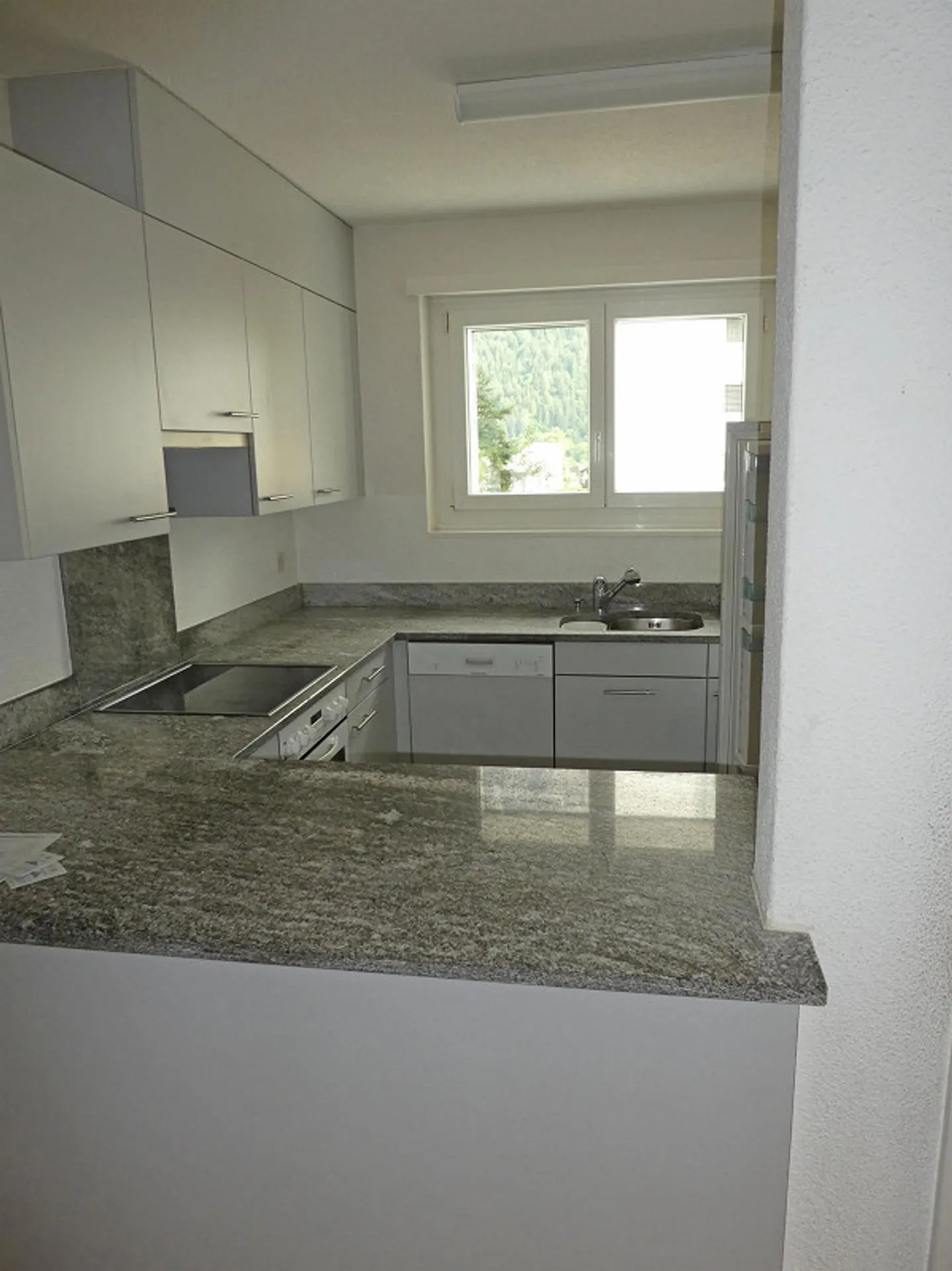 Sonnige 4½-Zimmerwohnung - Foto 4 von 5