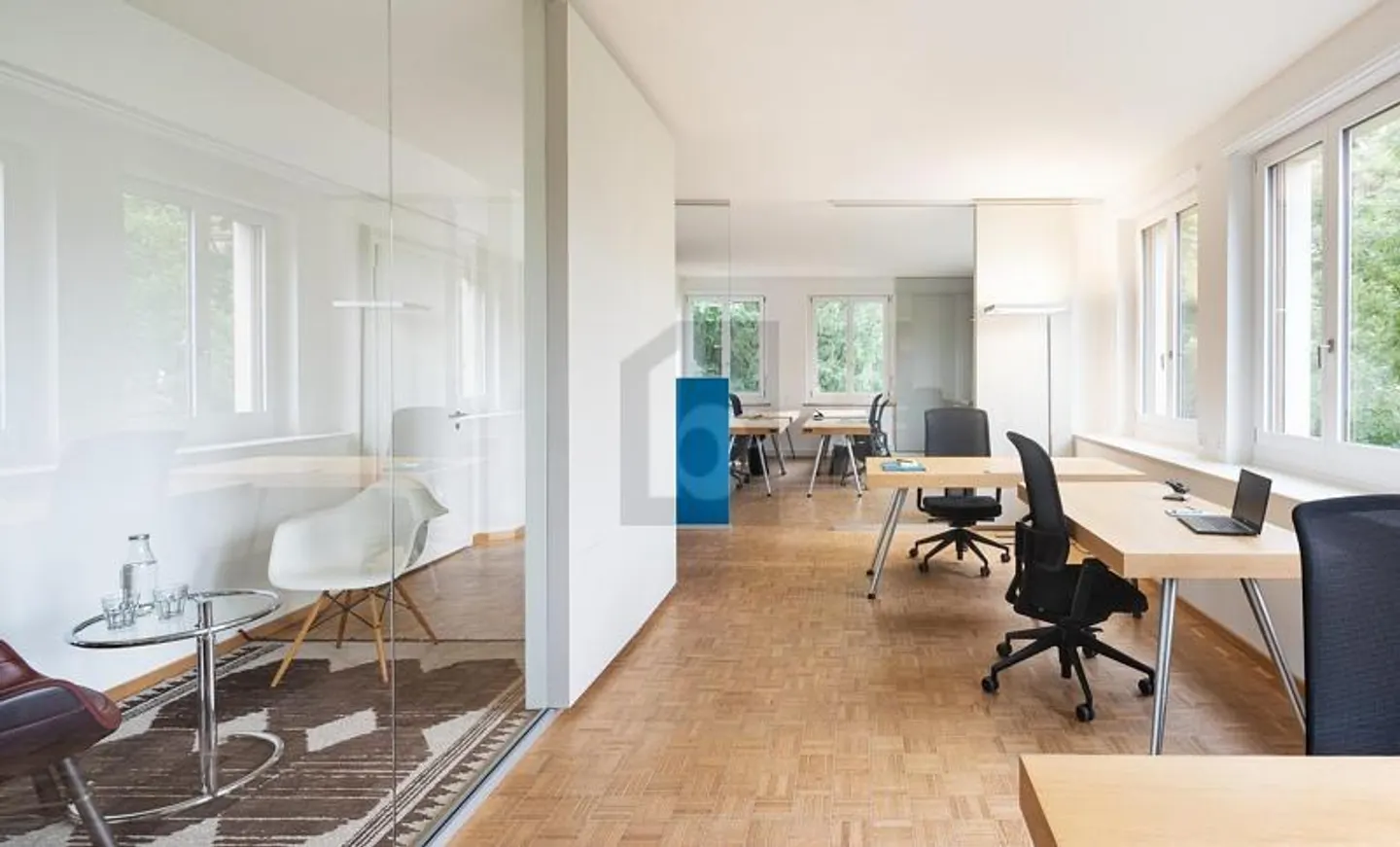 Moderne Büroräume in Basel - Foto 1 von 6