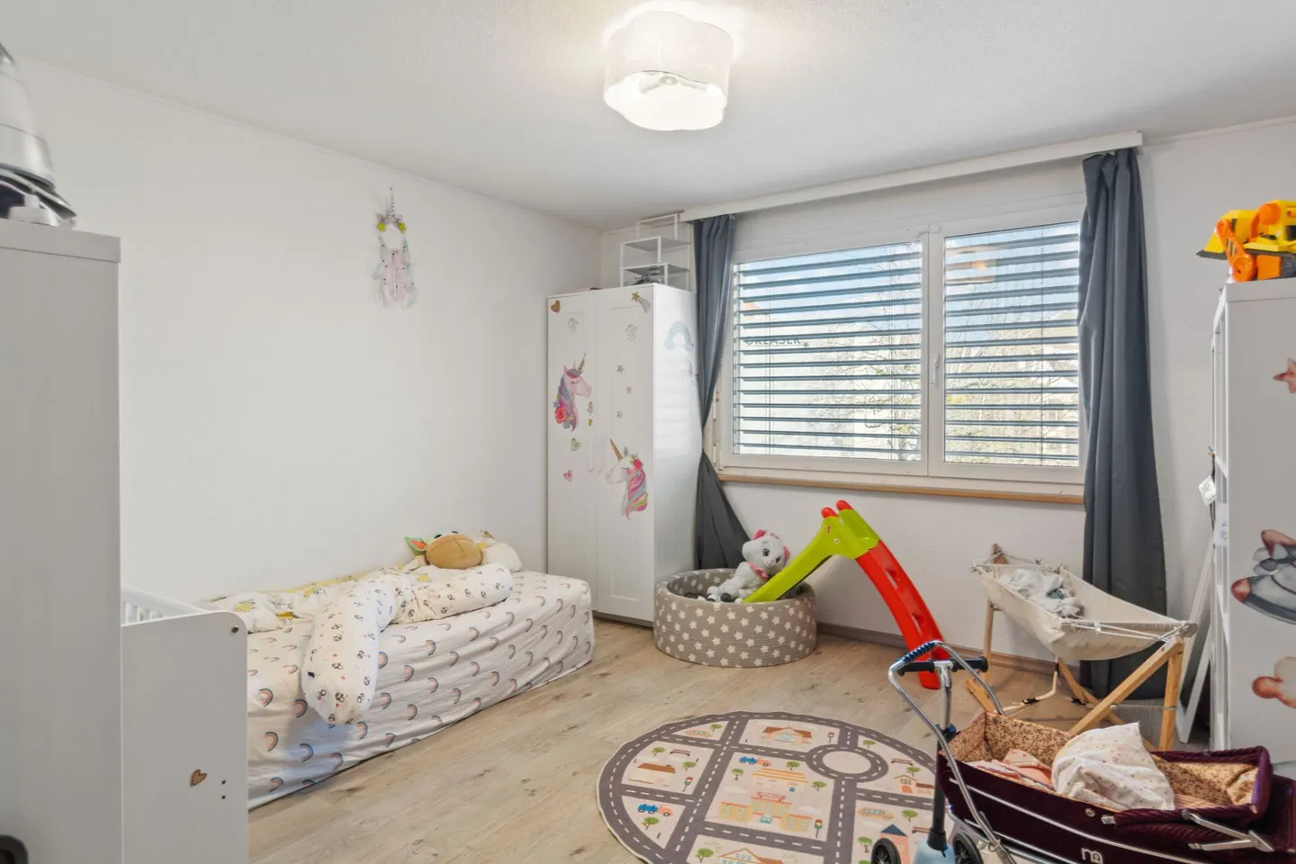 Renovated Apartment with Garden - Photo 5 of 9