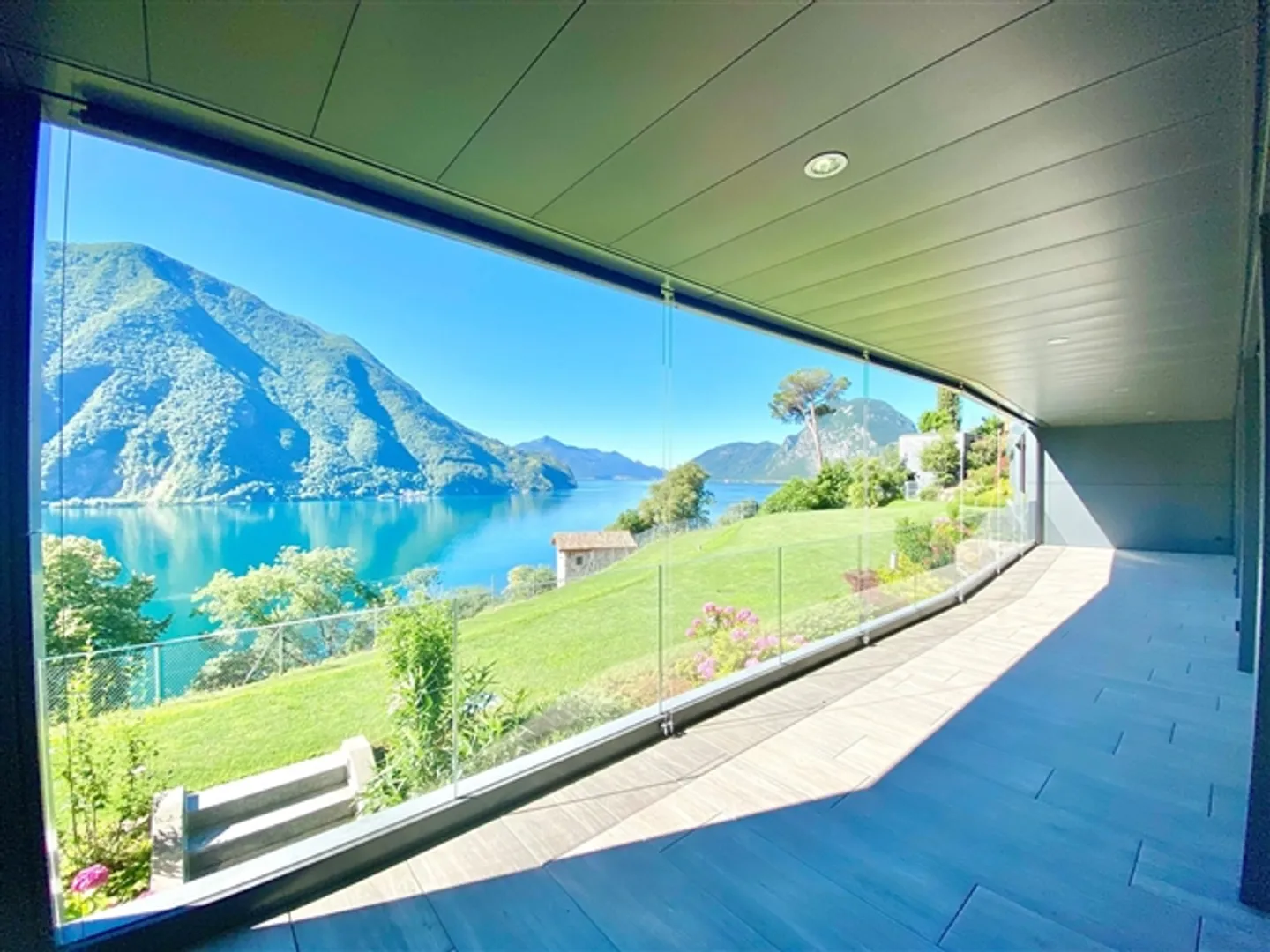 BEAUTIFUL SEMI-DETACHED APARTMENT IN LUGANO-CASTAGNOLA - Photo 2 of 7