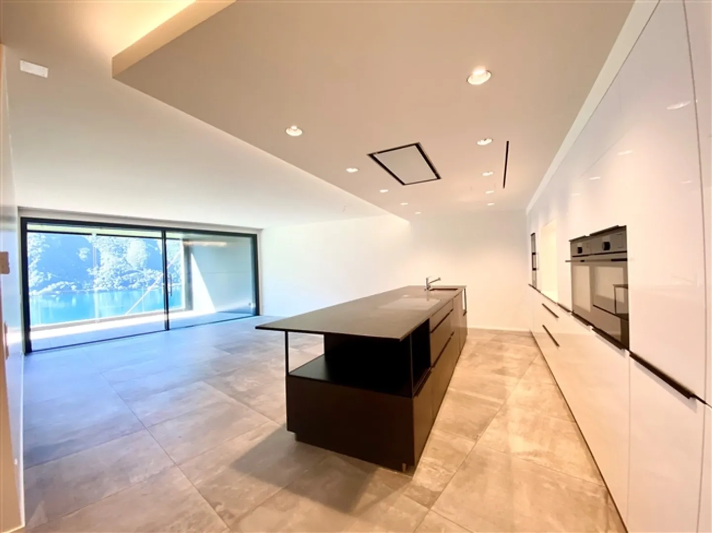 BEAUTIFUL SEMI-DETACHED APARTMENT IN LUGANO-CASTAGNOLA - Photo 4 of 7