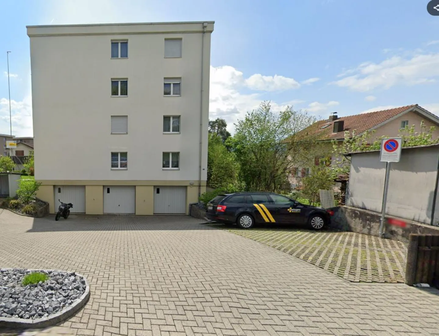 Aussenparkplatz in Döttingen zu vermieten - Photo 1 of 1